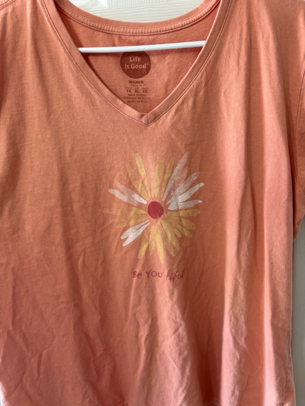 Life is Good Coral Daisy V-Neck Crusher Tee Be YOU tiful Women’s Size XL - Picture 3 of 6